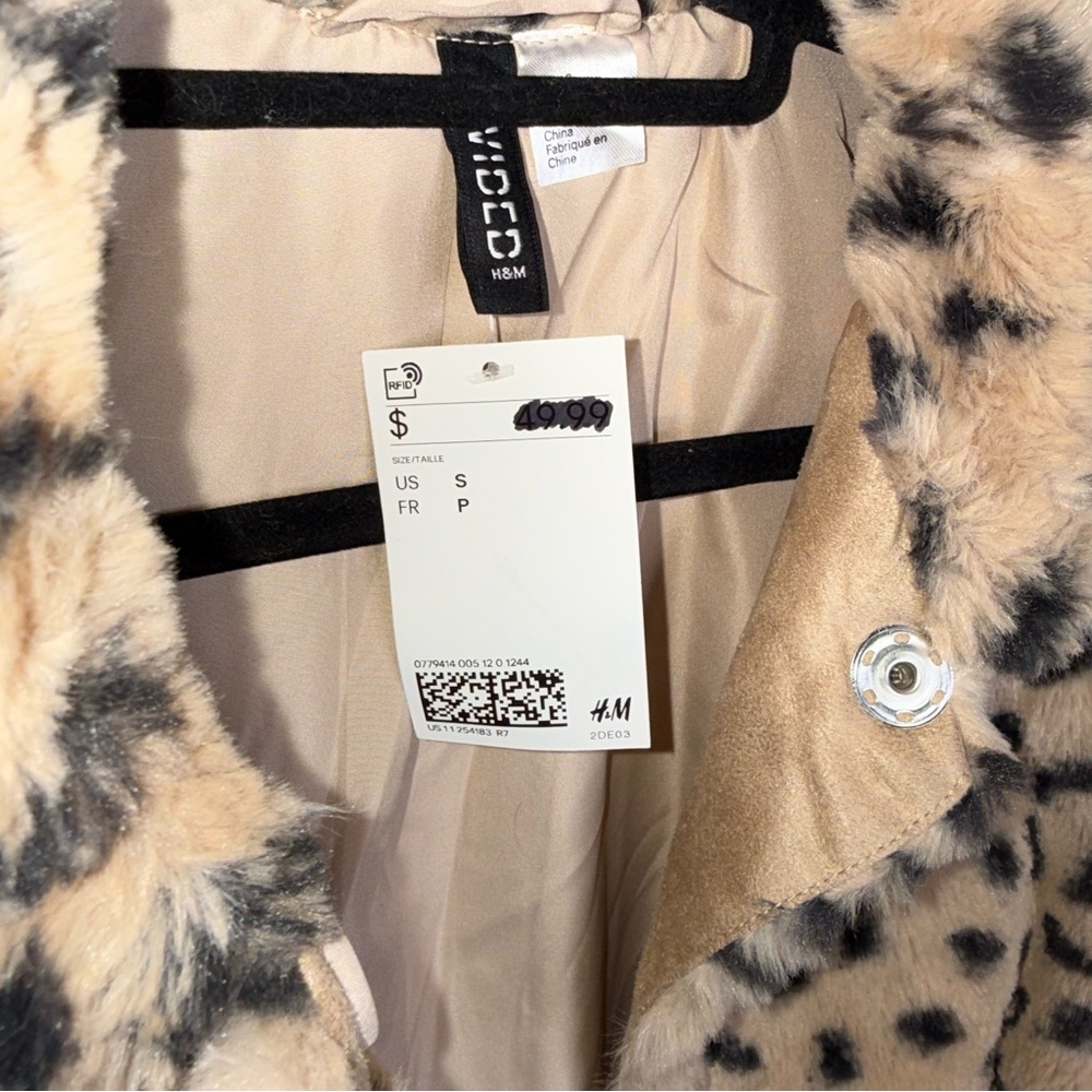 H&M Cream and Black Teddy Leopard Jacket NWT - Picture 3 of 4